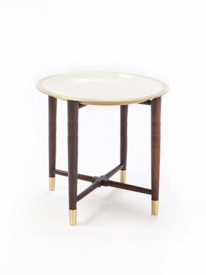 Enamel Stand